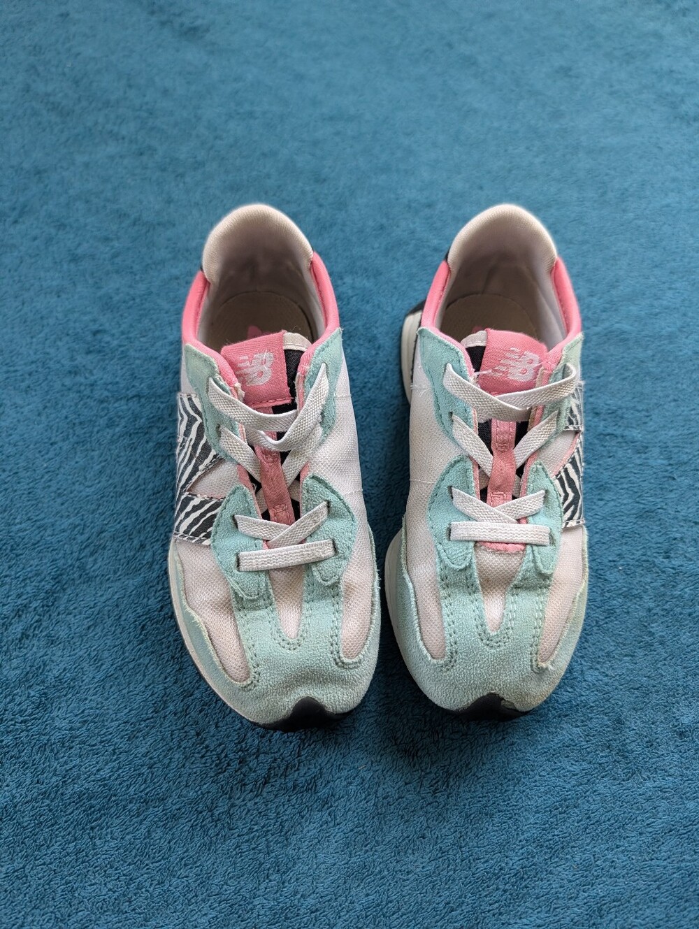 New Balance Kids Mint Green & Pink Zebra Accent Sneakers size 10